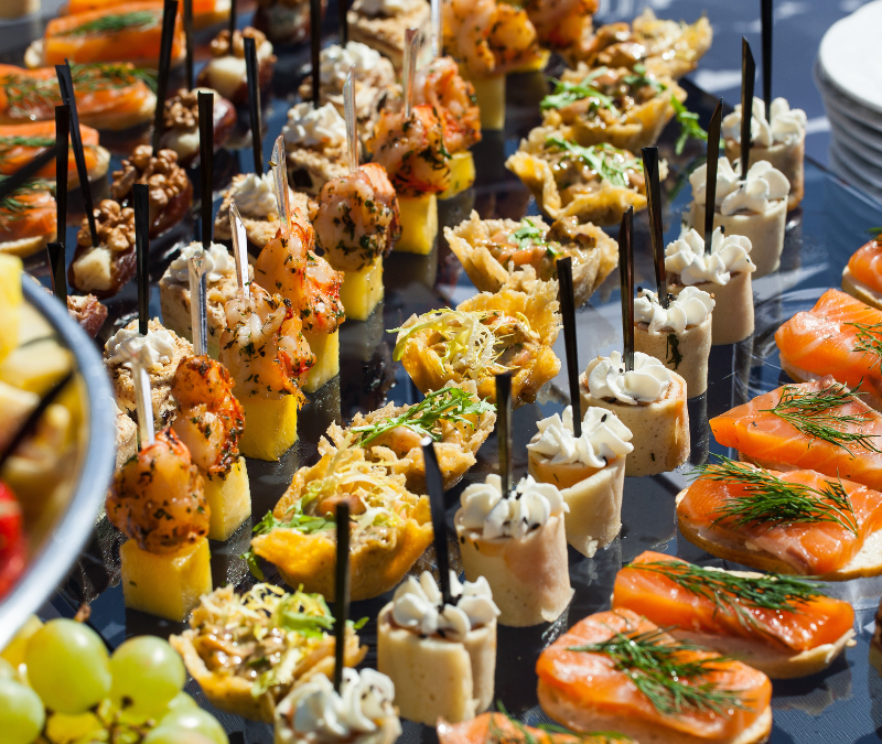 Organiser un événement à Vénissieux : pourquoi faire appel à un traiteur comme Dream Cooking ?